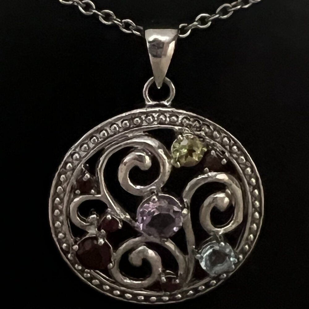 Costume Necklace Base Metal With Artificial Gemstones